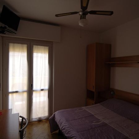 Albergo Alla Nave Lignano Sabbiadoro Esterno foto