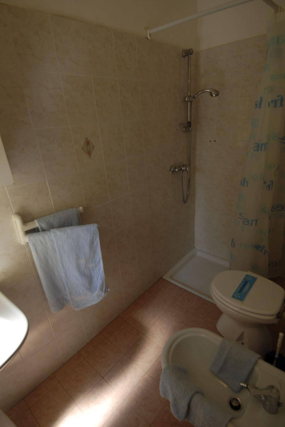 Albergo Alla Nave Lignano Sabbiadoro Esterno foto